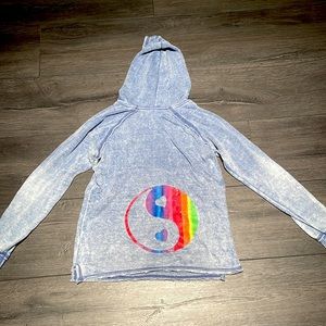Random brand hooded sweatshirt size M faded blue with rainbow ying yang on back